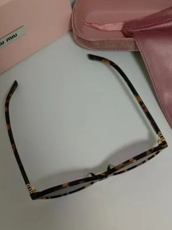 Miu Miu Oval Tortoiseshell Frame Sunglasses main image 6